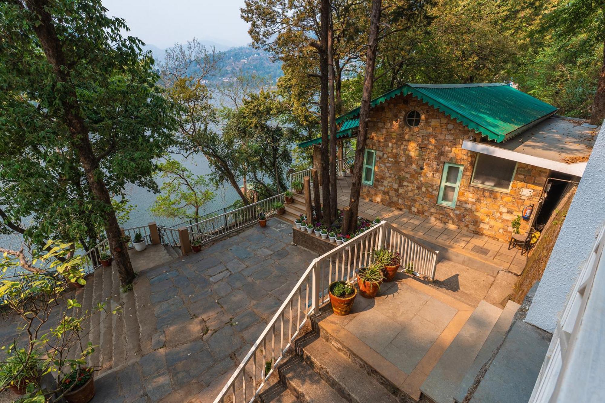 Malusara Retreat By The Lake Bhīm Tāl Exterior foto